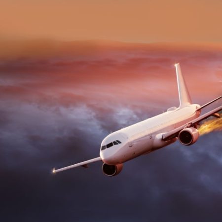 Flame-Spurting AA Flight Returns to Vegas, Passengers Get Free Play